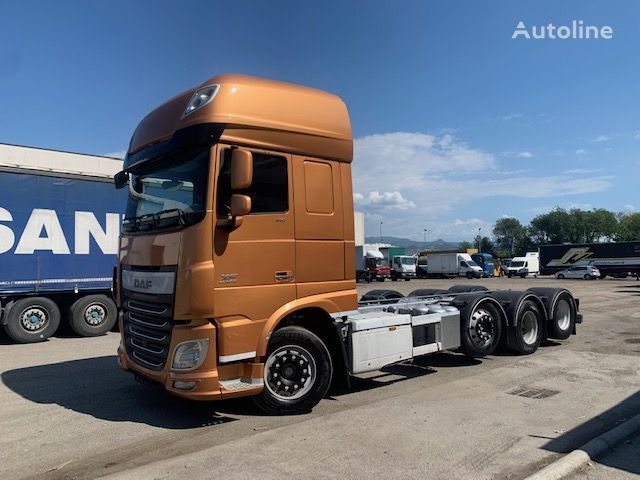 DAF XF 510  8X2 chassis truck