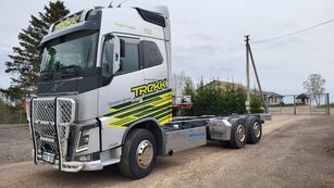 Volvo FH16 750 6X4 chassis truck