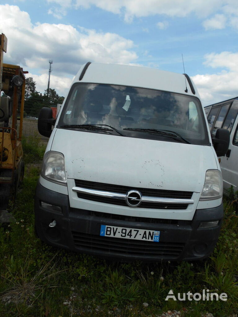 Opel Movano closed box van