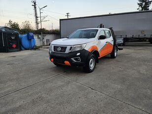 NISSAN NAVARA 2.5 - Kleyn Vans