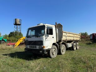 Volvo FL10 dump truck