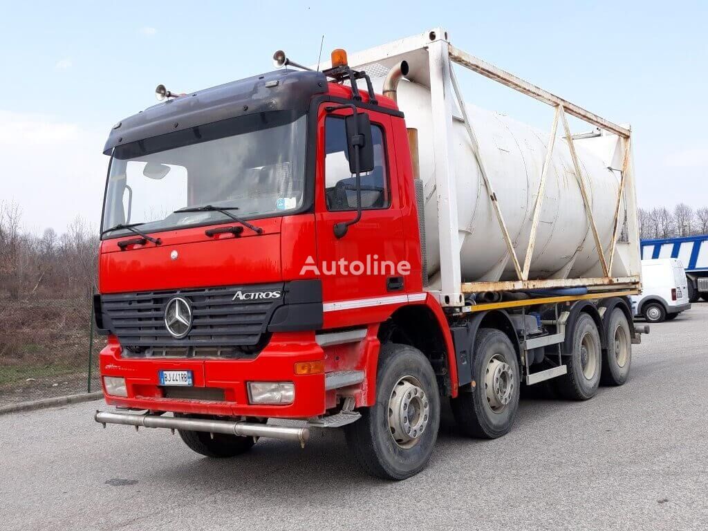 Mercedes-Benz ACTROS 4144 fuel truck