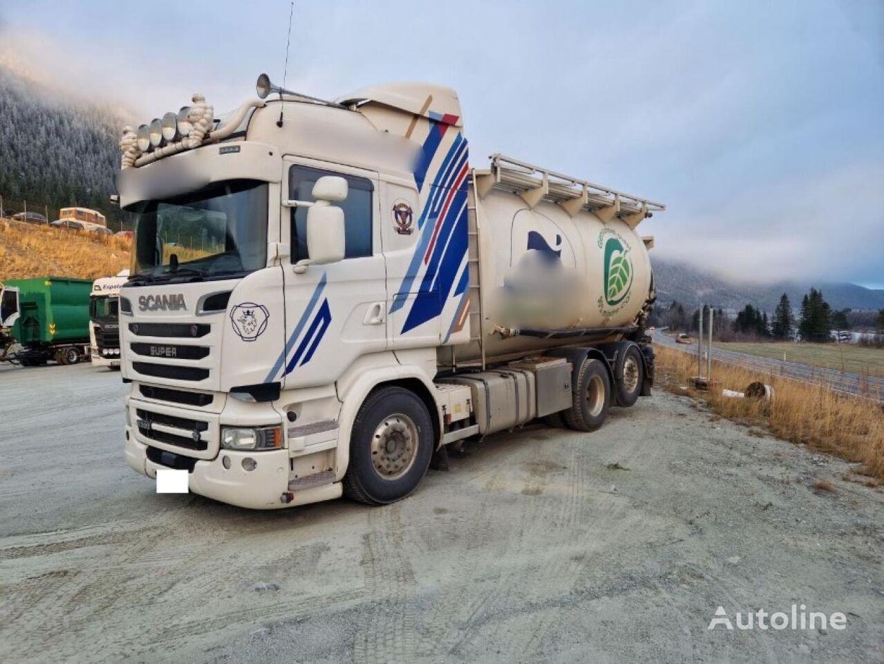 Scania R560, Grain or Pellet silos, Works great, From 1 owner  fuel truck + fuel tank trailer