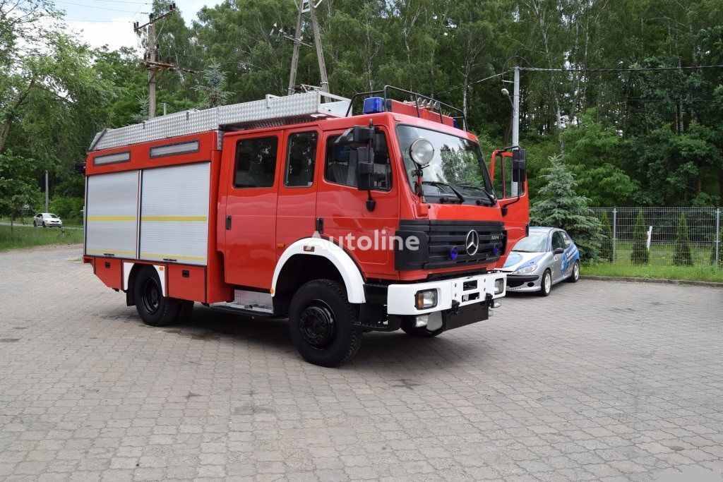 Mercedes-Benz HLF 1224 mit Wassertank und Allrad 4x4 fire truck