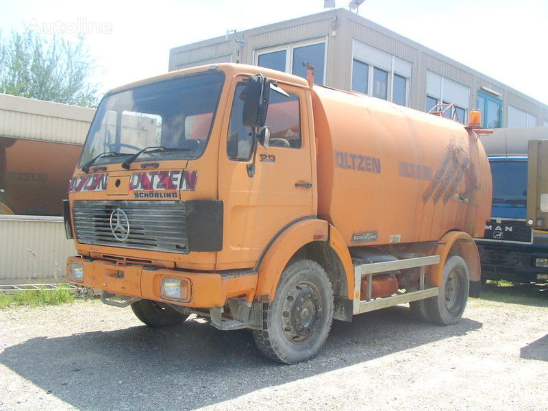 Mercedes-Benz 1213 D Kehrmaschine road sweeper