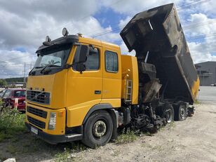 Volvo FH440 road sweeper