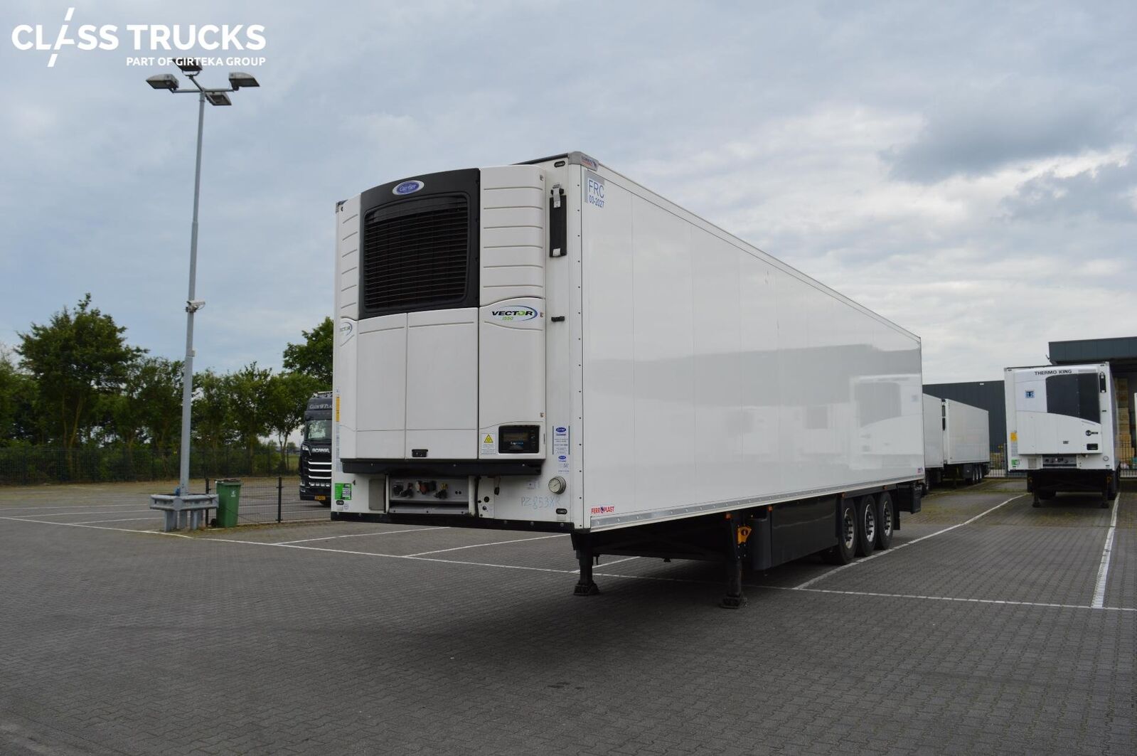 Schmitz Cargobull SKO 24/L refrigerated semi-trailer