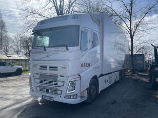 Volvo FH 540 refrigerated truck