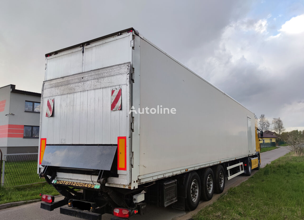 KÖGEL isothermal semi-trailer for sale Poland NIEGOWA, TW25581