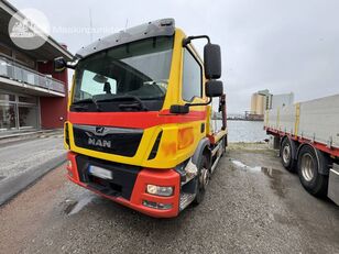 MAN TGM 15.250 skip loader truck