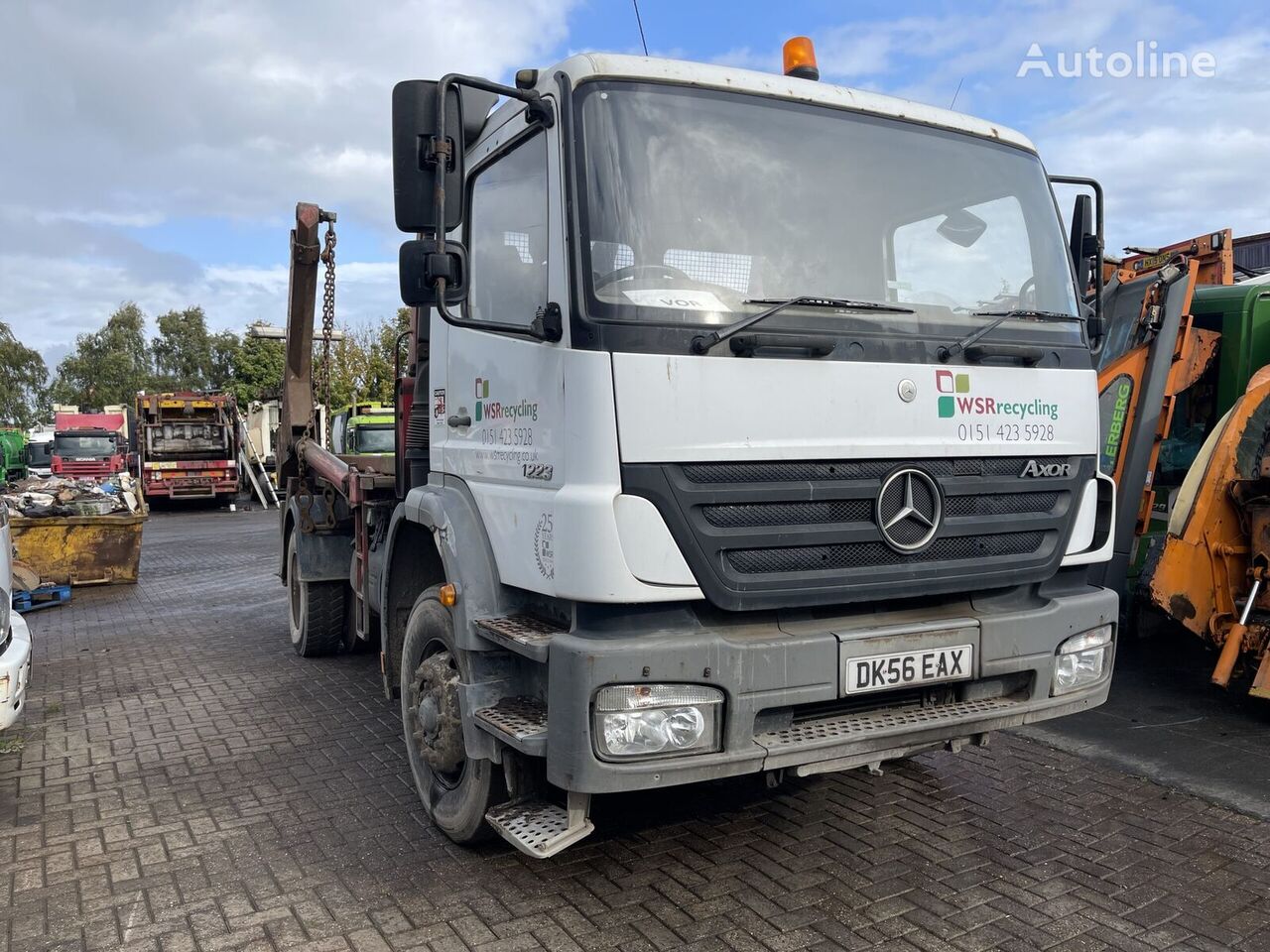 Mercedes-Benz AXOR 128-23 skip loader truck