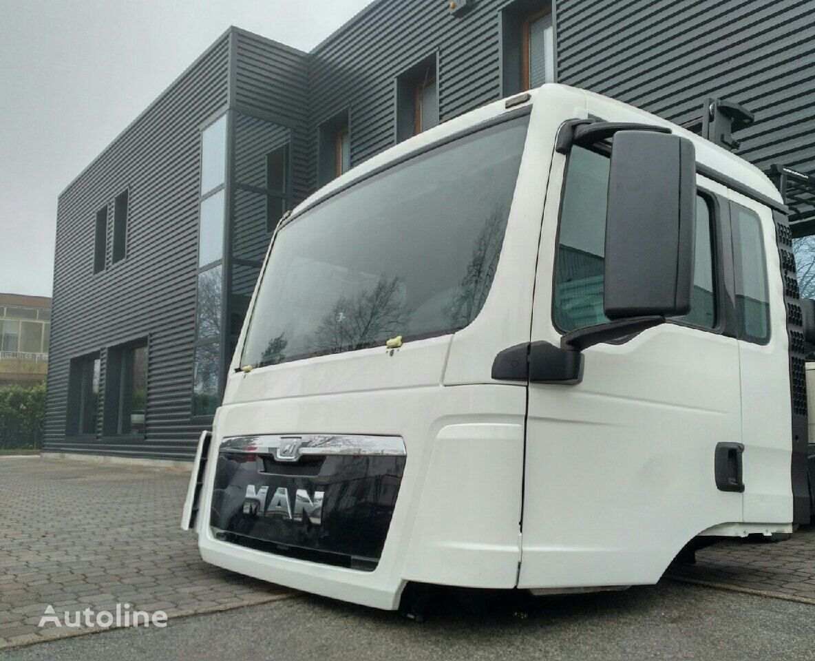 MAN TGS EURO 5 cabin for MAN TGS LOW ROOF, MEDIUM CABIN truck tractor