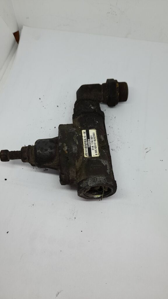 1841, L, LL pneumatic valve for Mercedes-Benz ACTROS MP2 / MP3 truck