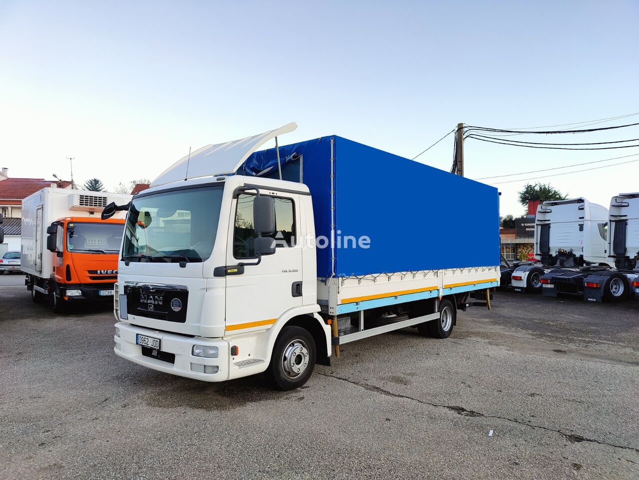 MAN TGL 8.180 tilt truck