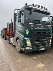 Volvo FH500 timber truck