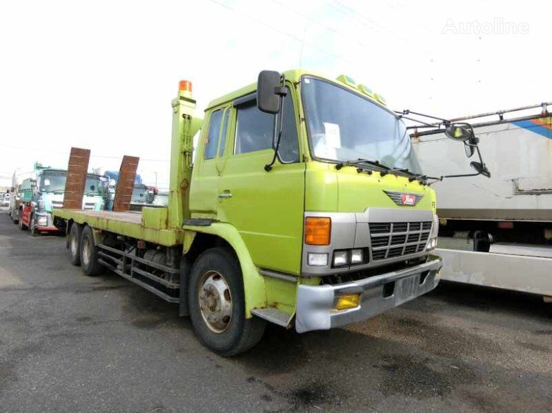 Hino  F17E tow truck