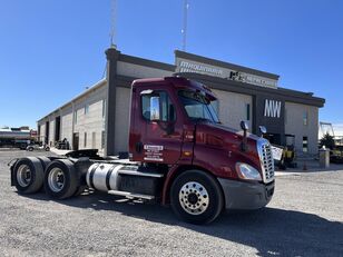 Freightliner CASCADIA 113 6X4 truck tractor