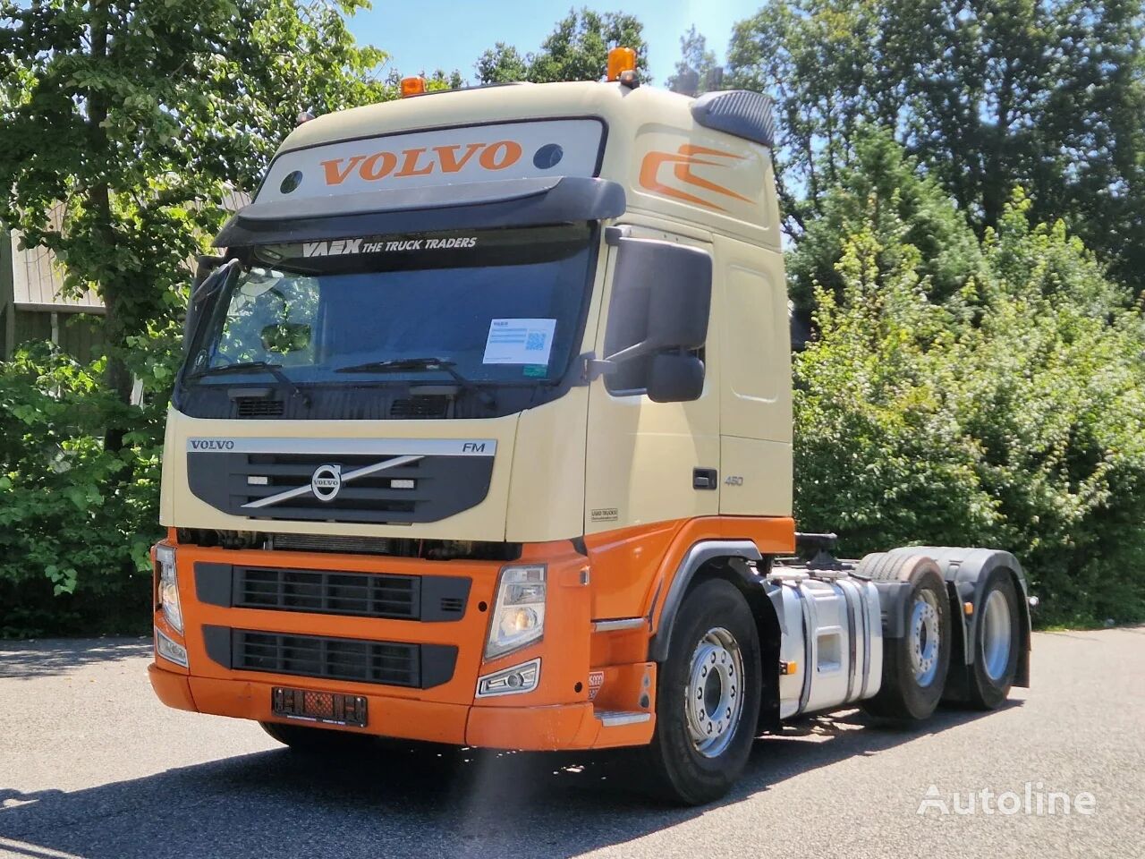 Volvo FM 450 6x2/4 Globbetrotter XL - PTO - Euro 5 - I shift - Steerin truck tractor