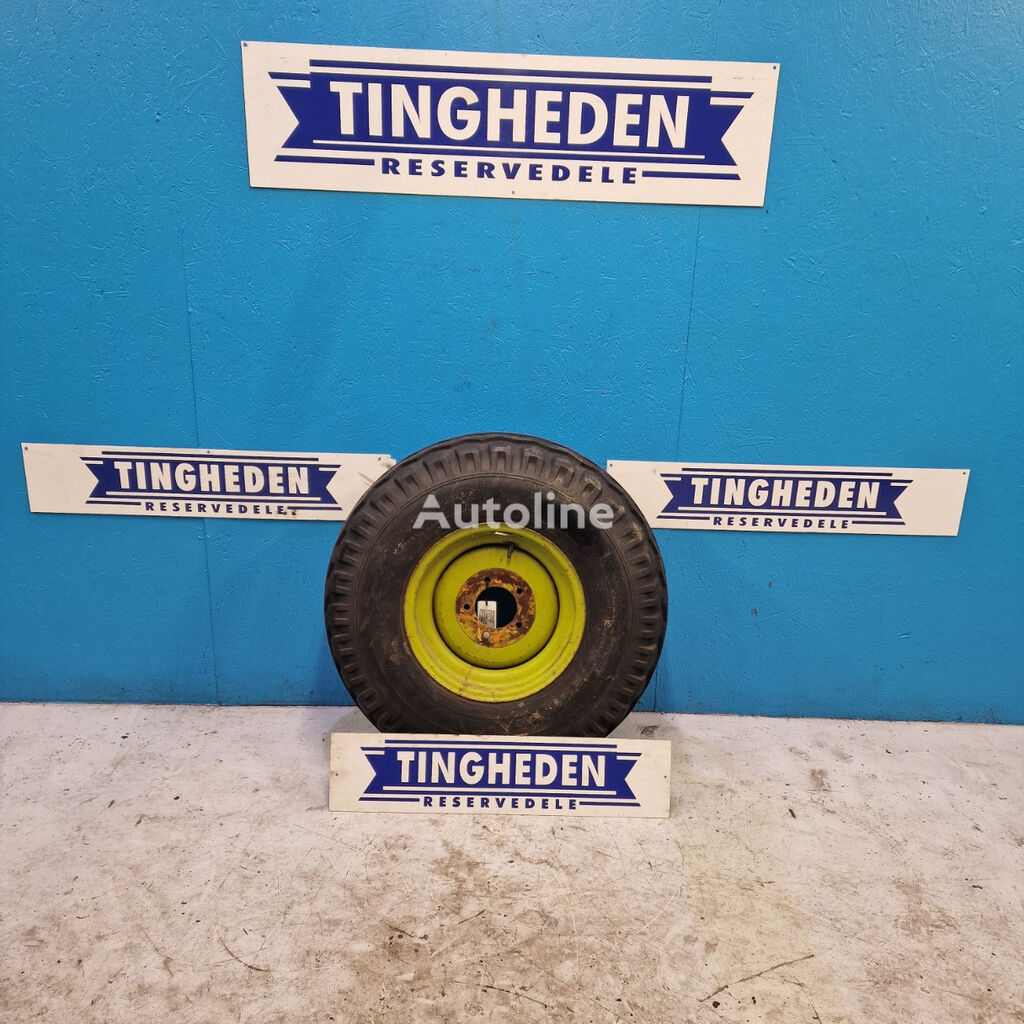 15" 11.5/80-15 wheel